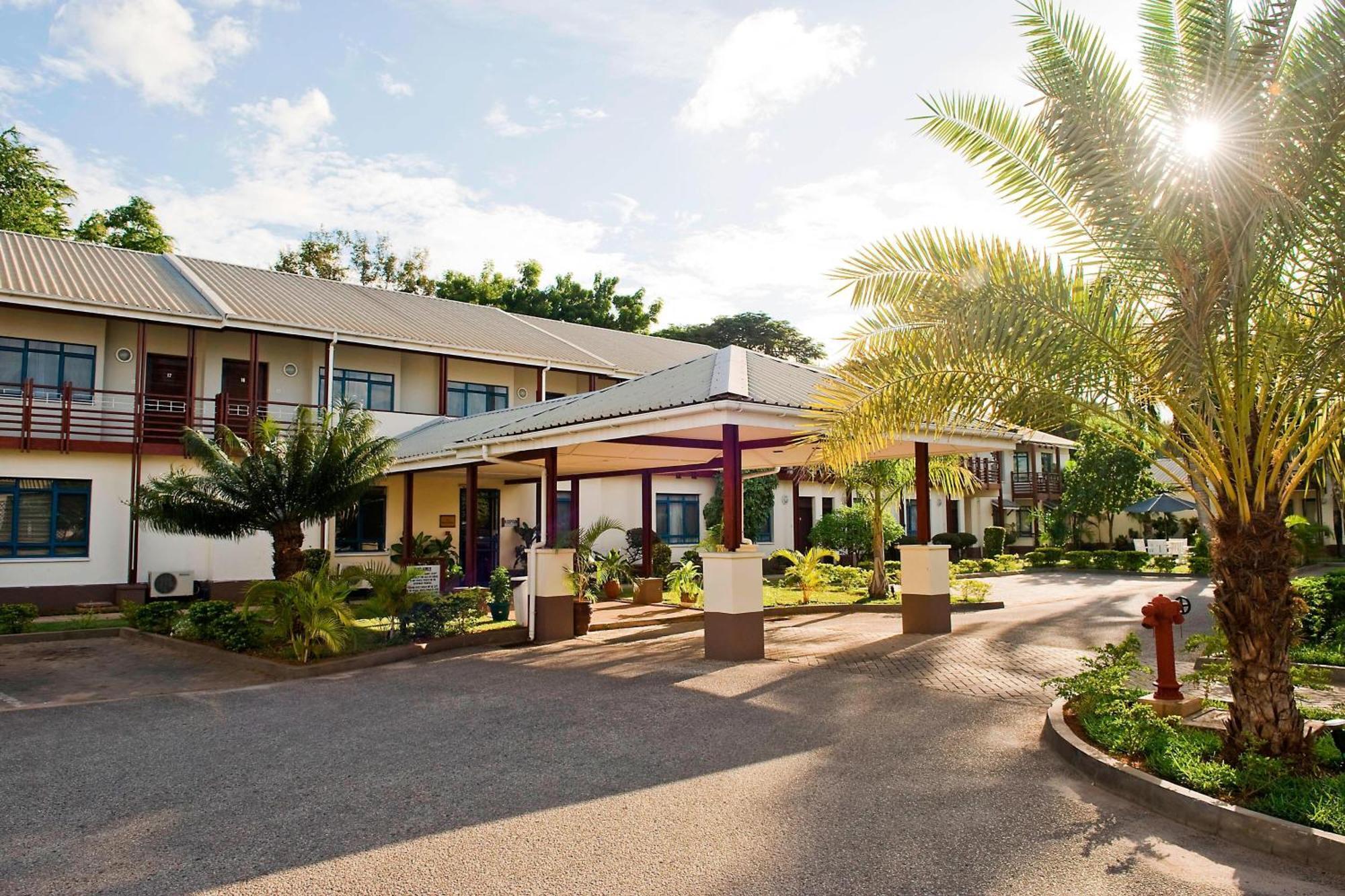 Protea Hotel By Marriott Dar Es Salaam Oyster Bay Exterior foto